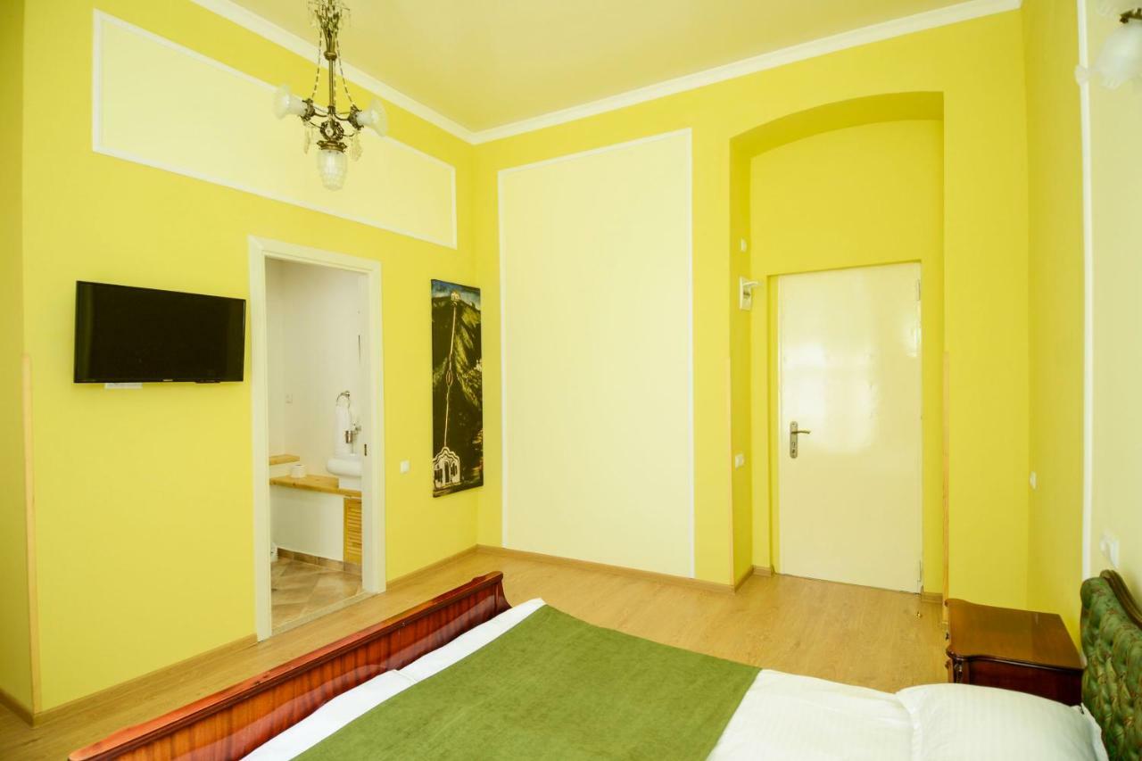 טביליסי Iveria Aparthotel מראה חיצוני תמונה